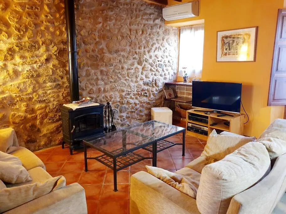 Sotio, Village House In Campanet